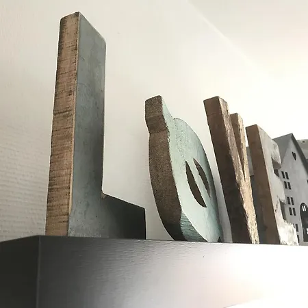 아파트 City Apartments *